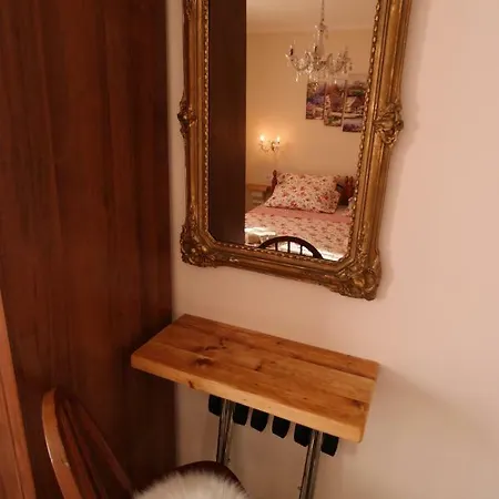Aurora Villa *